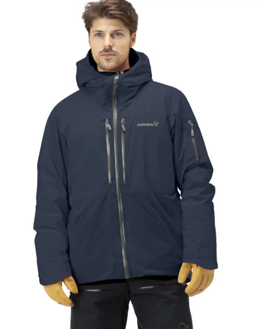 Norrona: Innovazione e Strategia nel Mercato dell’Abbigliamento da Sci